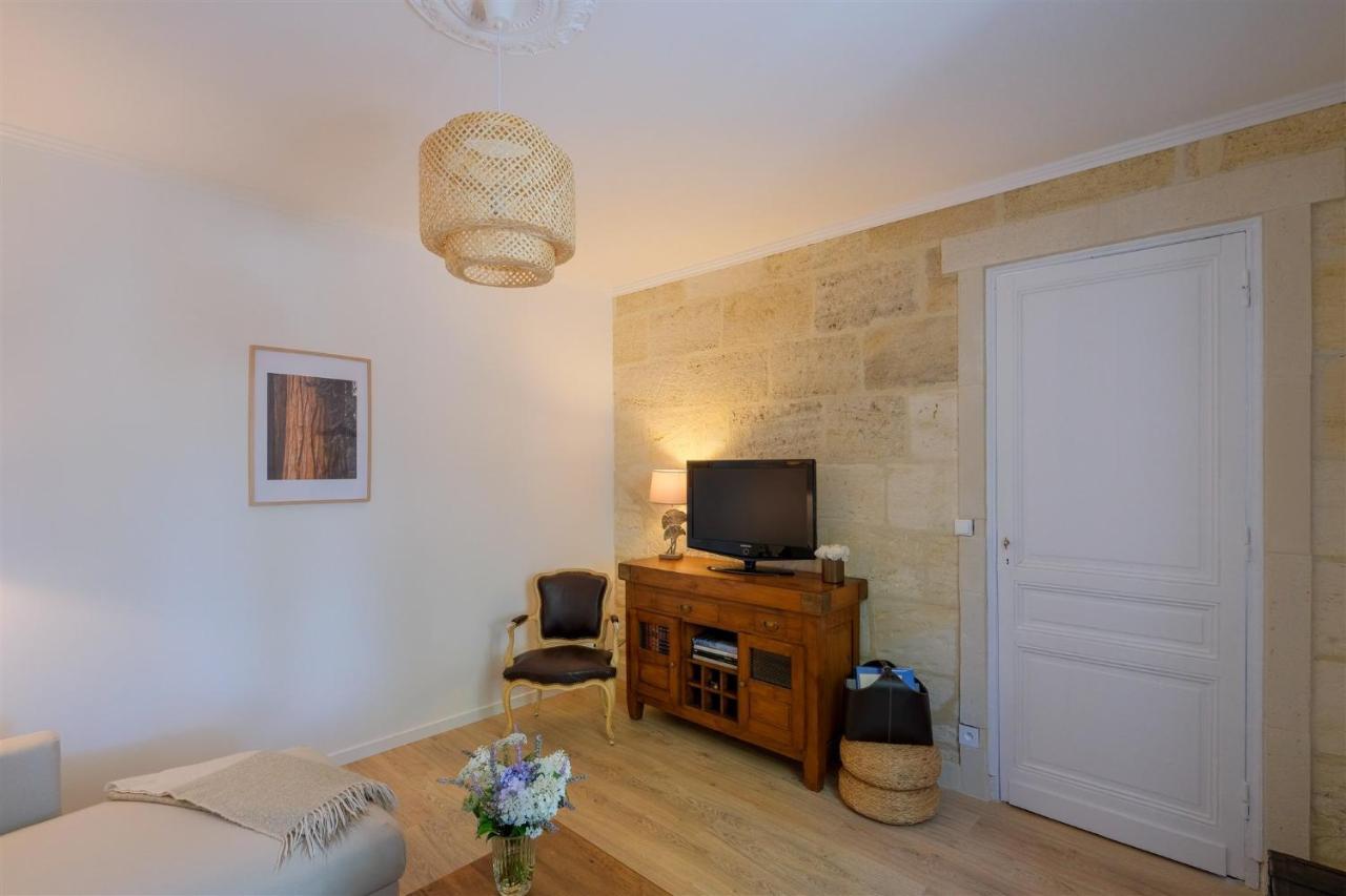 Les Suites D'Alienor-Suite Acanthe 佩萨克 外观 照片